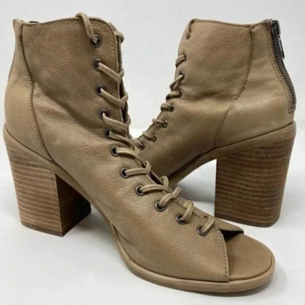 Steve Madden Leather Temptng Lace Up Ankle Boots - Size 7 - Picture 2 of 5